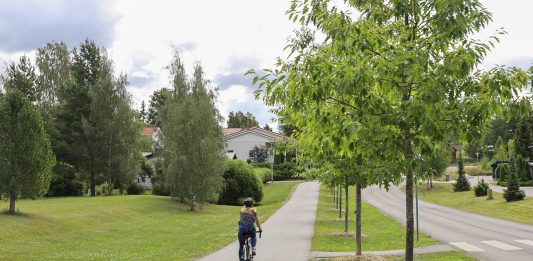 Pyöräilyviikolla renkaat suunnataan julkisen taiteen luo Pyöräilyviikko. Kuva: Raision kaupunki.