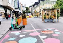 Turun Kesäkatu tuo keskustaan kukkia ja kohtaamisia Turun Kesäkatu 2023. Kuva: Katariina Mäkinen-Önsoy / Turun Seutusanomien arkisto.