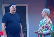 Teatteri | Sipilänmäen kesäteatterissa Kaksi puuta -musiikkinäytelmä Sipilanmäen kesäteatteri: Harri Hemminki ja Marianne Luoto-Karakowski. Kuva: Jorma Ketola.