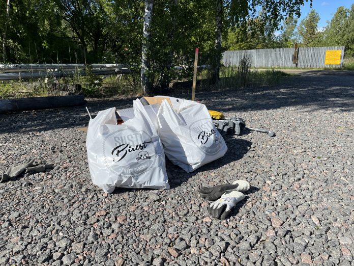 Talmon rannassa roskia riitti kuvaaja naantalin kaupunki