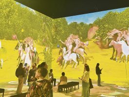 FRAMELESS | Turussa valloittava kehyksetön taidekokemus kuuluu kesän kohokohtiin Taidehistorian arvoituksellisimpiin merkkiteoksiin kuuluu Hieronymus Boschin Maallisten ilojen puutarha (The Garden of Earthly Delights), joka antaa tilaa tulkinnalle. Alkuperäinen sijaitsee Madridin Museo Nacional del Pradossa.
