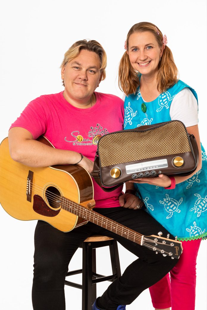 Siina Taikaradio duo web Siina & Taikaradio -duo keikkailee.