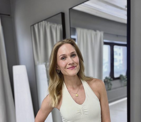 Studio Flowia jatkaa Relaxionin perintöä Kaarinassa Studio Flowian henkilökuvassa Juulia Helin.
