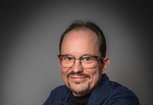 Esa Toivolan konserttikiertue saapuu Mynämäkeen Urkutaiteilija Esa Toivola. Kuva: Tuula Vartiainen.